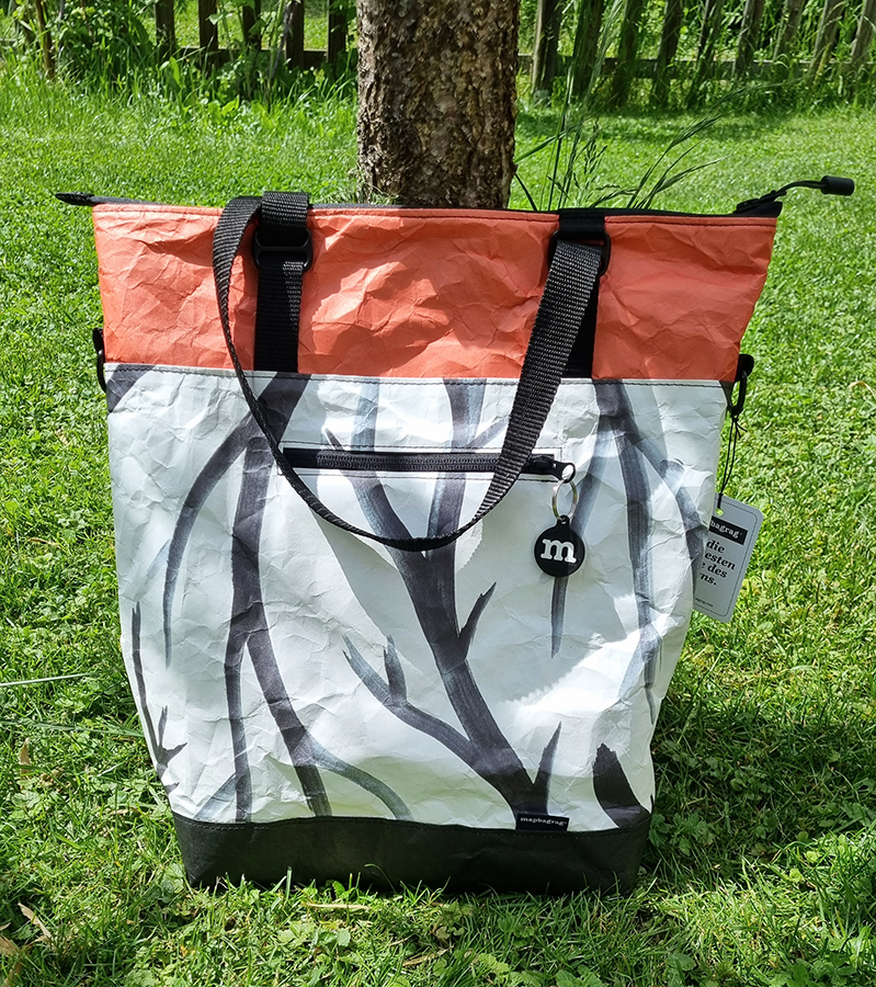 bagillustration_halvax_mapbag_rucksack_grow